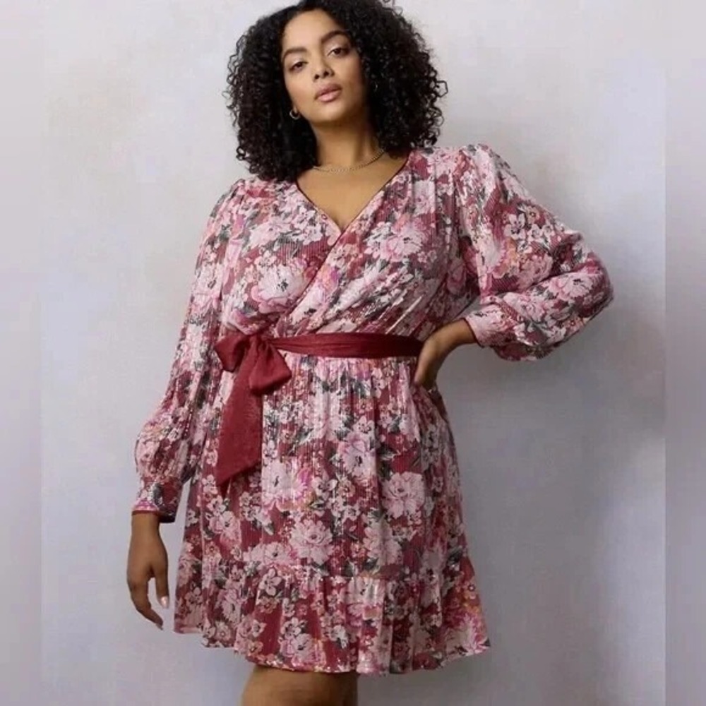 LC Lauren Conrad Floral Sequin Mini Dress Womens Size L Long Sleeve Sparkle
